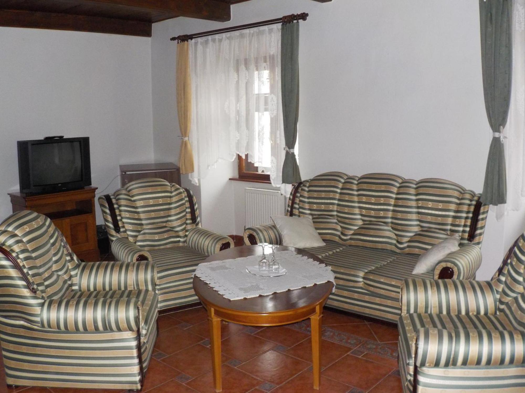 Hotel Krivan Kysucke Nove Mesto Room photo
